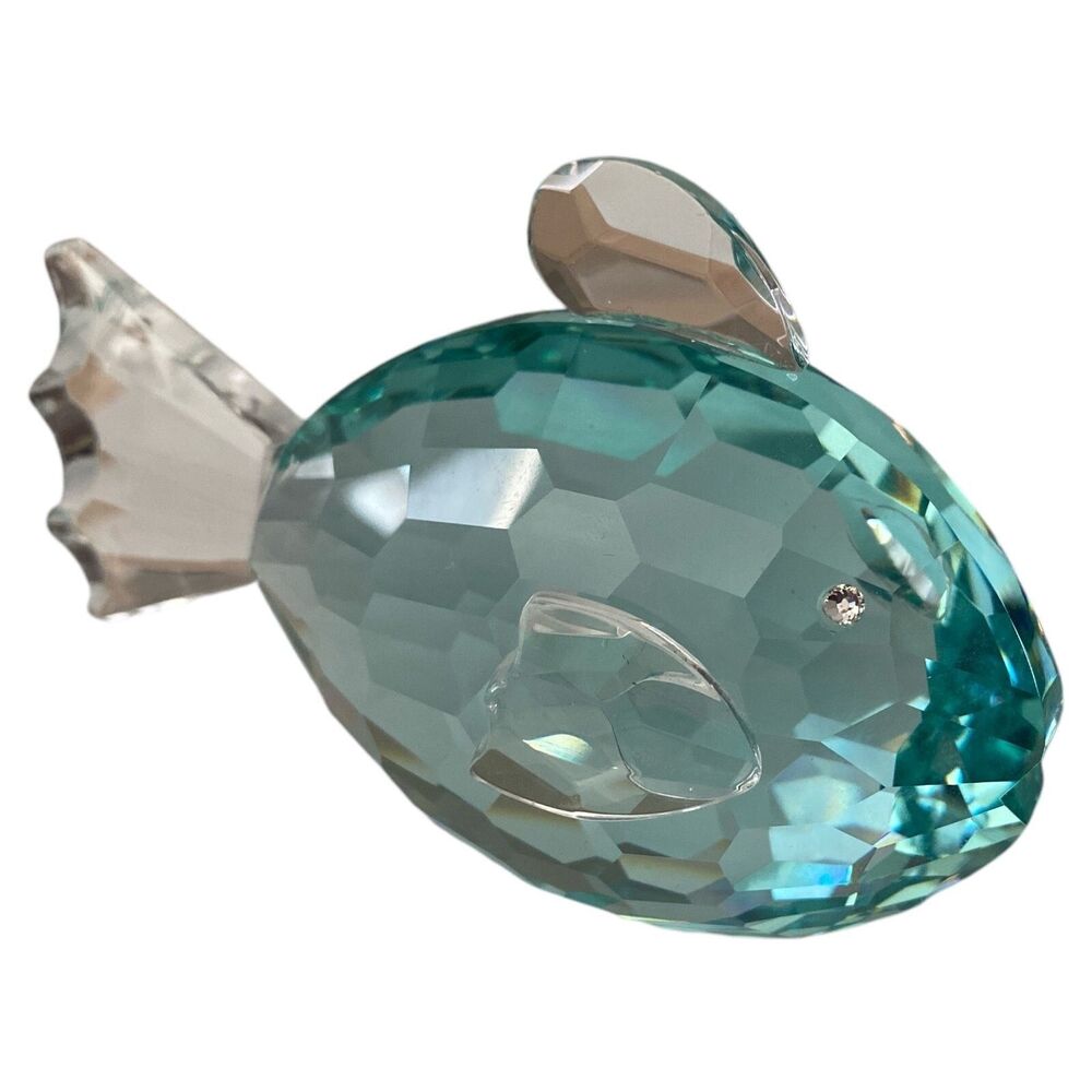 Oleg Cassini Crystal Fish Paperweight Seafoam Green Figurine w/ Box 4" Decor